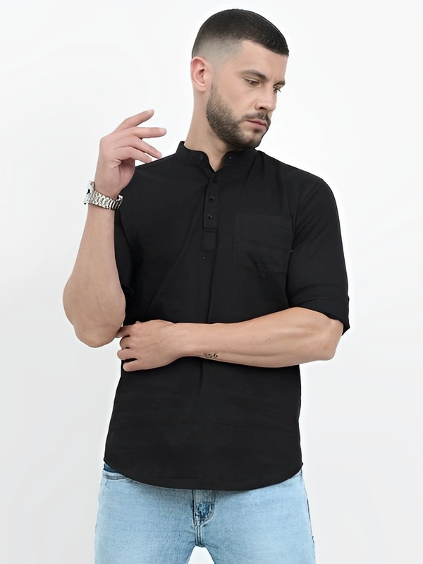 Miraan Men Solid Straight Kurta - Black, M