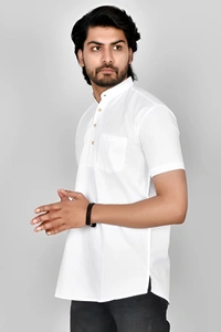 BlueArrow Men Solid Straight Kurta - Black, Xl