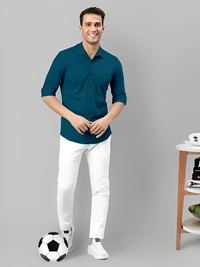 LUQATTI Men Solid Formal Dark Green Shirt