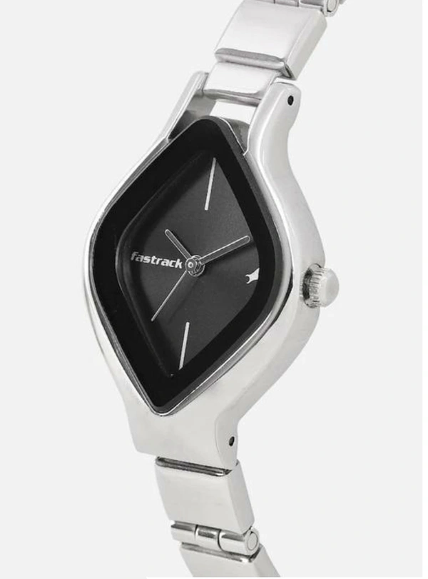 Fastrack Latest Analogue Watch For Women  - Nobel, Free Size