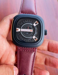 SevenFriday Stylish Watch For Men Orignal - Ripe Plum, Free Size