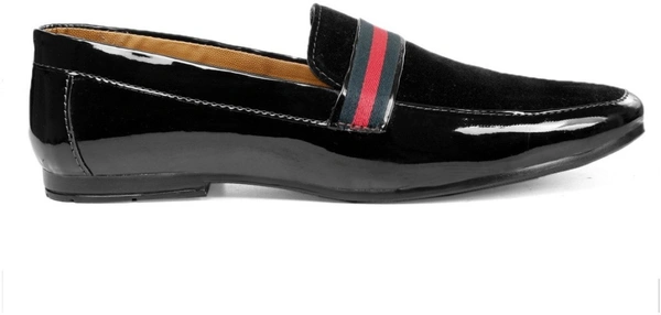 CLASSIQ BLACK VELVET LOAFERS - Black, 9