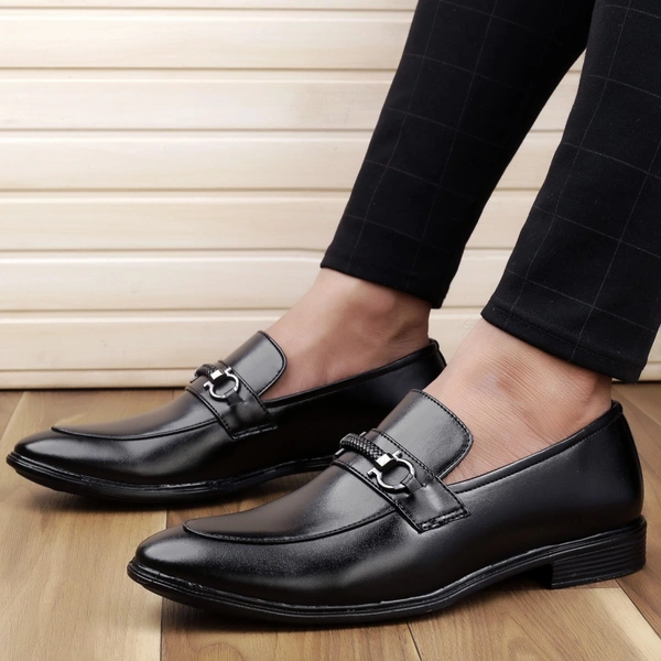 CLASSIQ BLACK PREMIUM LOAFERS - Black, 6