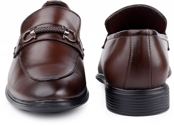 CLASSIQ BROWN PREMIUM LOAFERS - Brown, 7