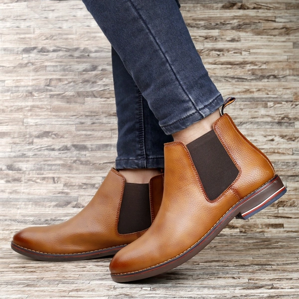 CLASSIQ TAN BOOTS - Tan, 9