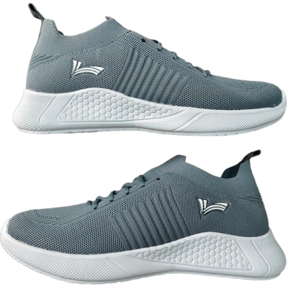 GREY IMPORTED LIGHT WEIGHT RUNNING SHOES - Gray, 7