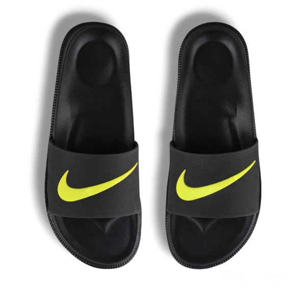 Black Nike Lightweight Slippers