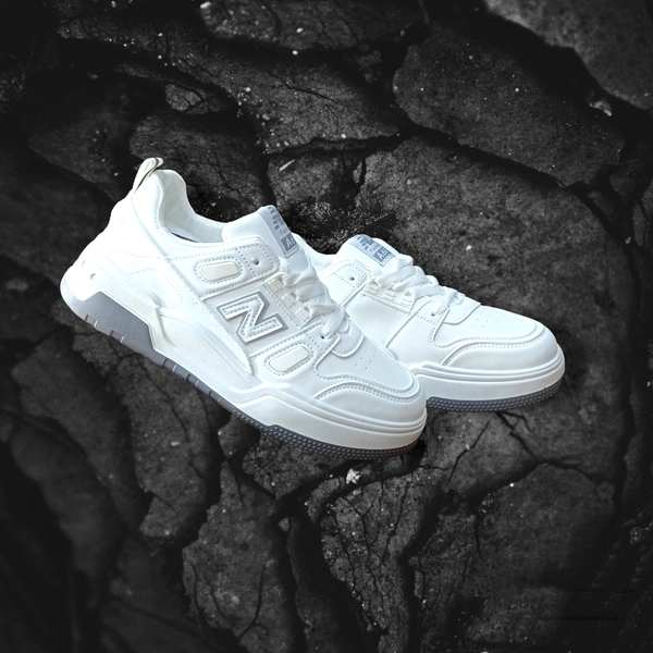 Trendy White Imported Sneakers - White, 41 (7)