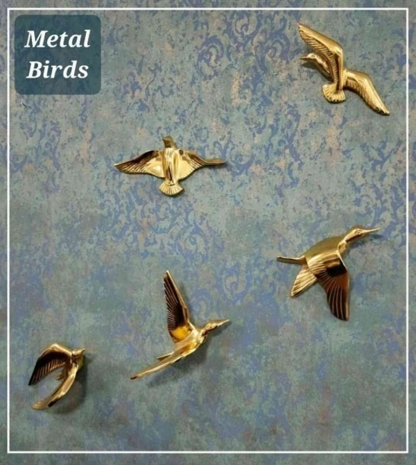 Wall Hanging birds Golden