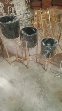 Metal Pots With Stand  - Black