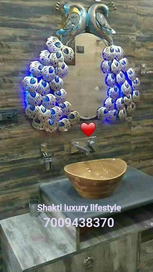 Wall mirror with LED light AA03