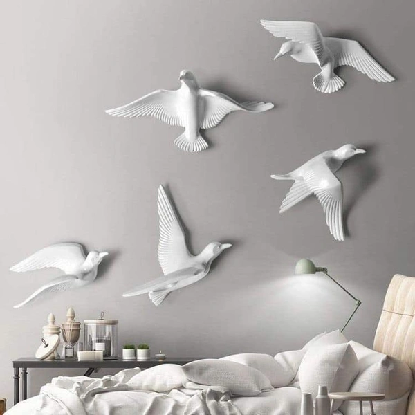 Wall hanging birds white