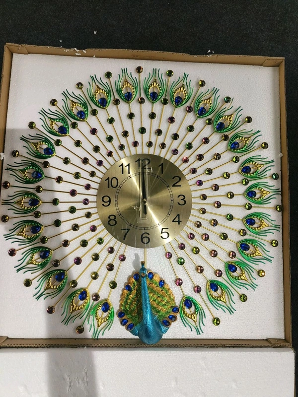 K3 Wall clock - Size - 28 X 28 Inch