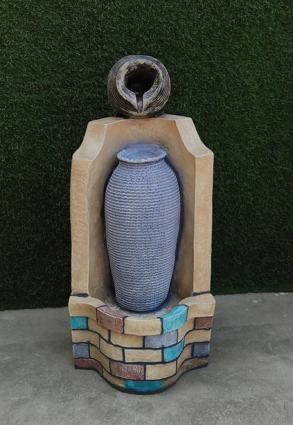 Waterfountain Makti  - Size 2 Feet