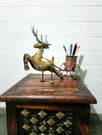 Pen Stand 01