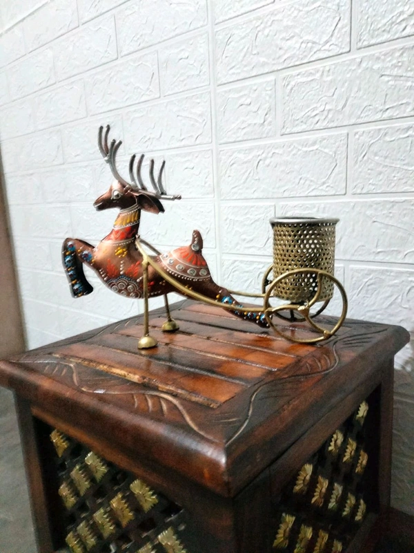 Pen Stand 02
