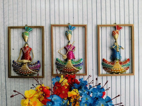 Sitting sardar in Squire frame set of 3pc - Size 15 x 12 inch each panel