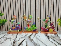 Sitting langa stand set of 3pc - Size 12 x 10 inch