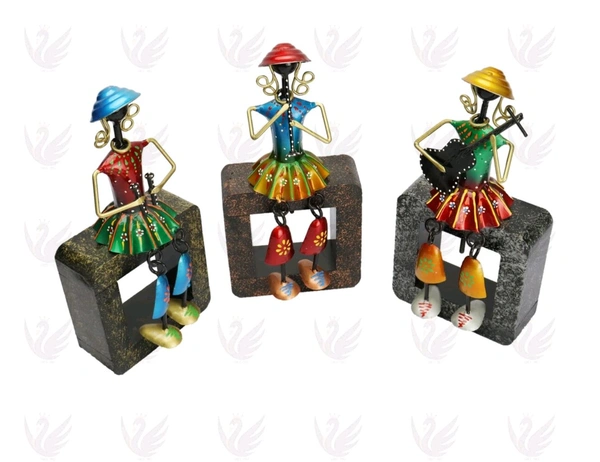 Mini doll on wooden stand 3pc set - Size 13 x 15 inch