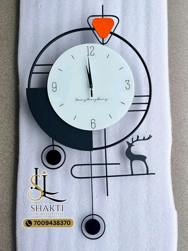 Import Quality Clock SRM06 - Size 32 X 20 Inch