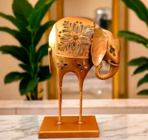 Elephant Metal Stand T-light