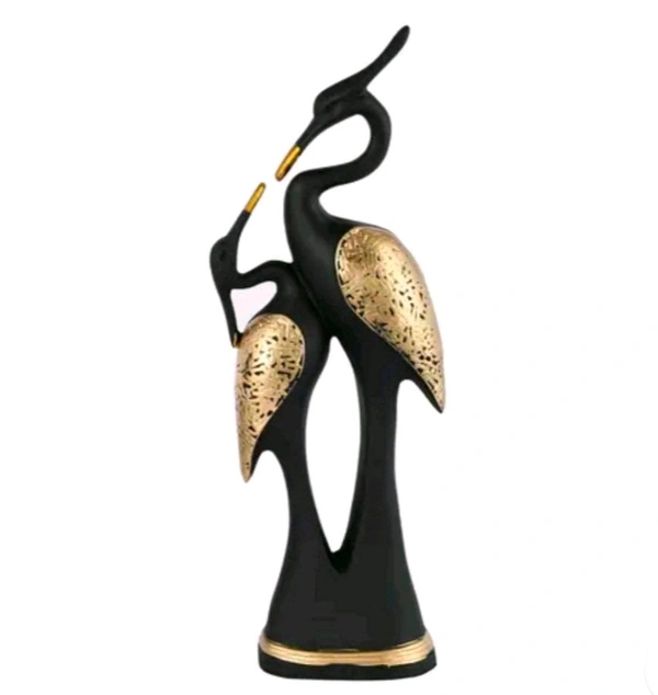 Resin Duk Showpiece Black 
