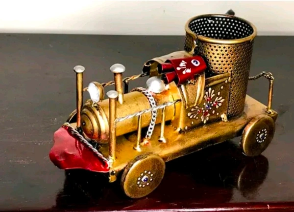 Train Pen Stand Metal 