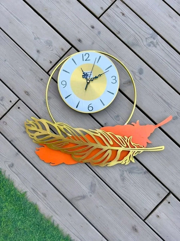 Clock Sun82