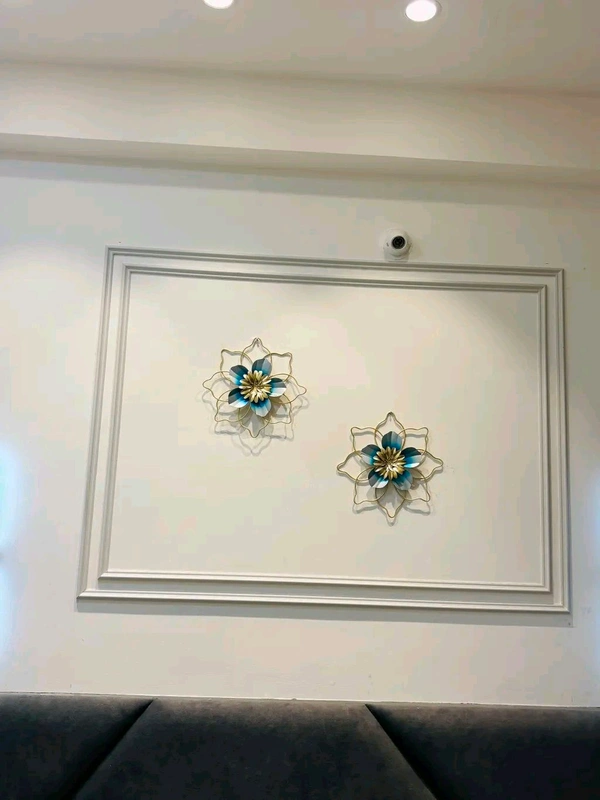 2pc Flower Wall Decor  - Size 10 X 10 Inch