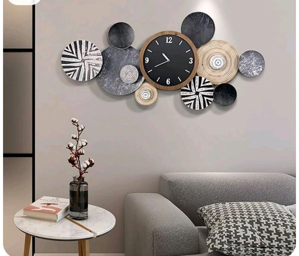 A90 Wall Clock