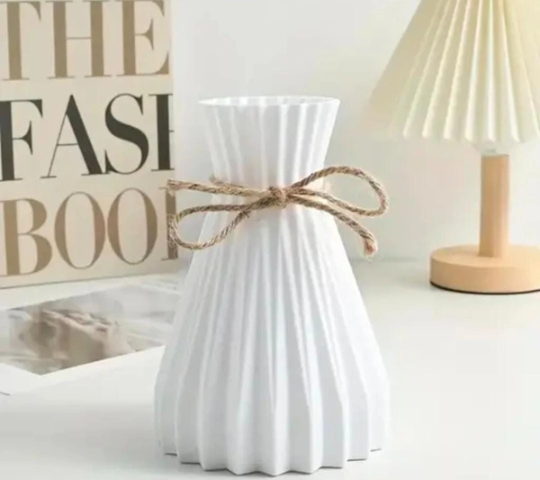 Ceramic flower vase decor