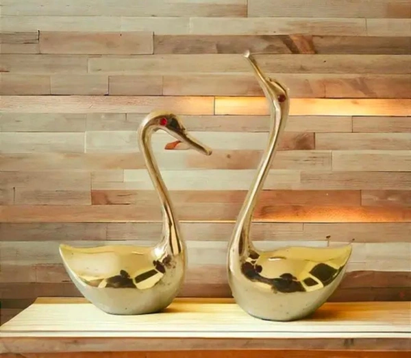 Brass duck 2pc showpiece