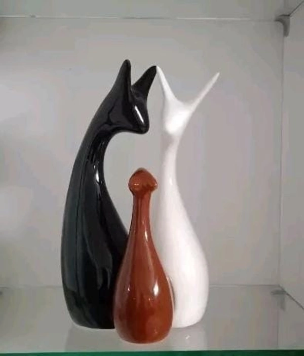 Ceramic 3pc showpiece 