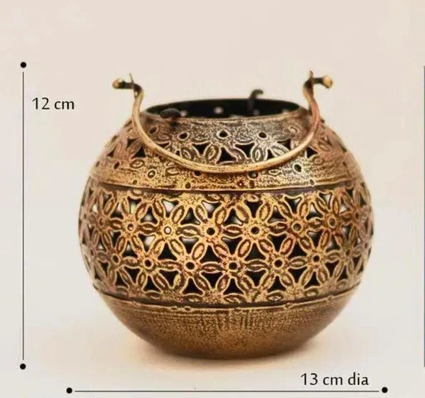 Antique flower Cutting T-light 