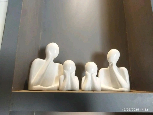 Resin white couple family 