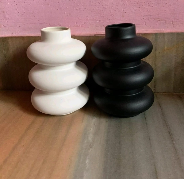 Dives clay white & black vase 2pc