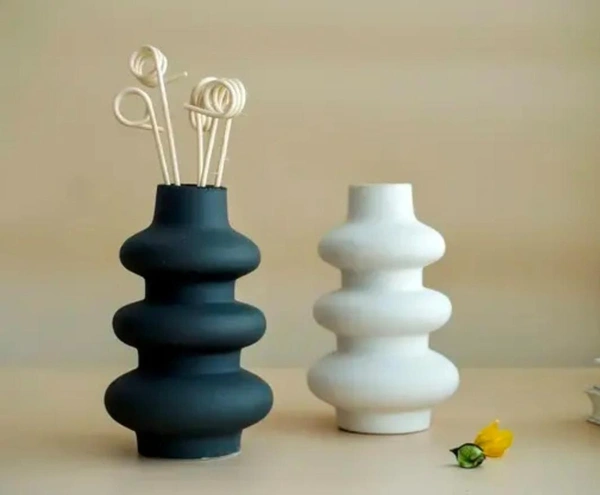 Dives clay white & black vase 2pc