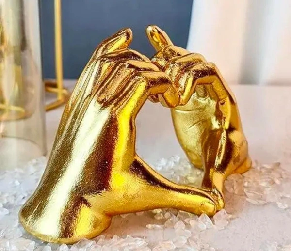Golden heart shape showpiece - Size 6 x 3 inch