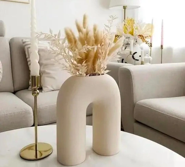 Ceramic U shape flower vase