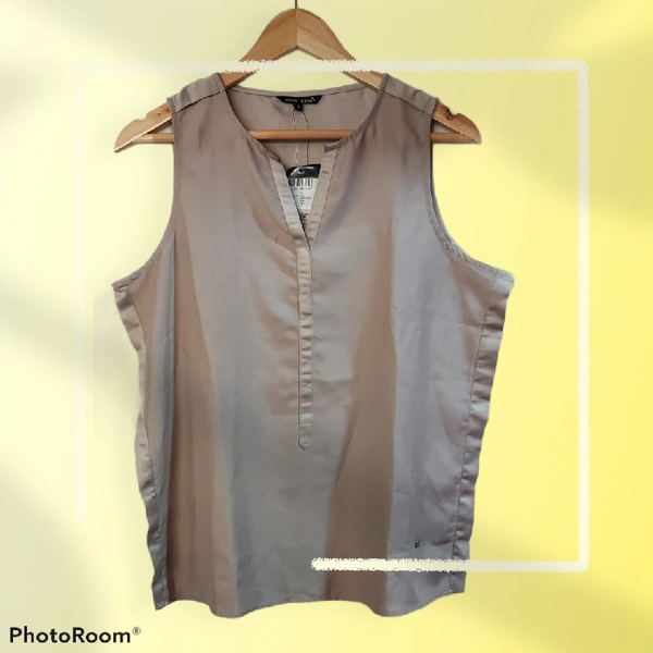 Top - L, Light Brown