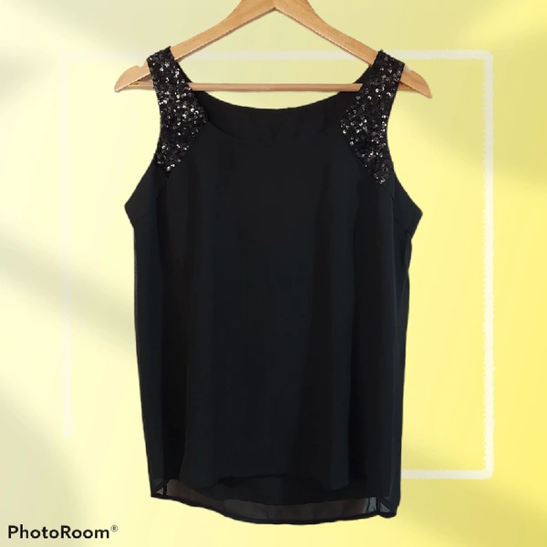 Sleeveless Top - L, Black