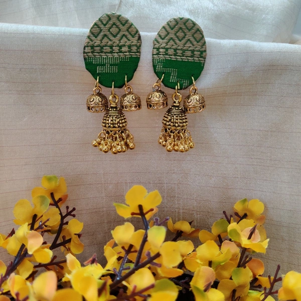 The Three Jhumkis - Green