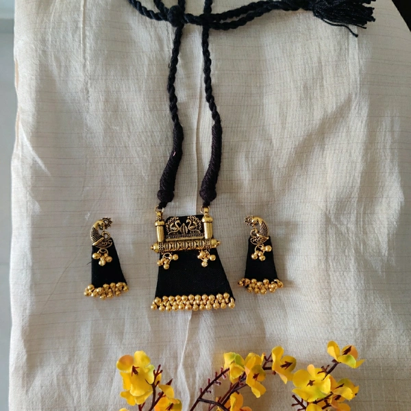 Peacock Necklace Set - Black