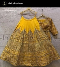 Sensational Women Lehenga  ( Rating ⭐⭐⭐⭐⭐ 5.0 ) - Crimson, Free Size Unstitched