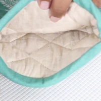 0684 BAKING ESSENTIAL COTTON PADDED HEAT PROOF MICROWAVE BAKING OVEN