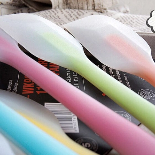 2359 SILICONE NON-STICK HEAT RESISTANT SPATULA KITCHEN UTENSILS NON-STICK FOR COOKING. (1PC)