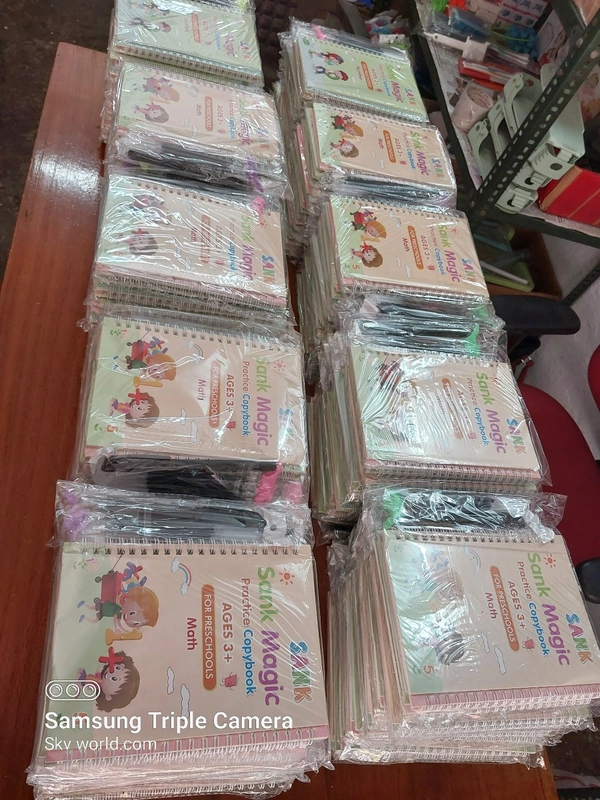 8075 4 PC MAGIC COPYBOOK WIDELY USED BY KIDS,