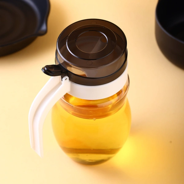8127 OIL DISPENSER WITH SMALL NOZZLE 650ML