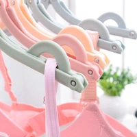 PORTABLE & FOLDABLE MULTICOLOR PLASTIC HANGERS (1PC)