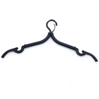 PORTABLE & FOLDABLE MULTICOLOR PLASTIC HANGERS (1PC)